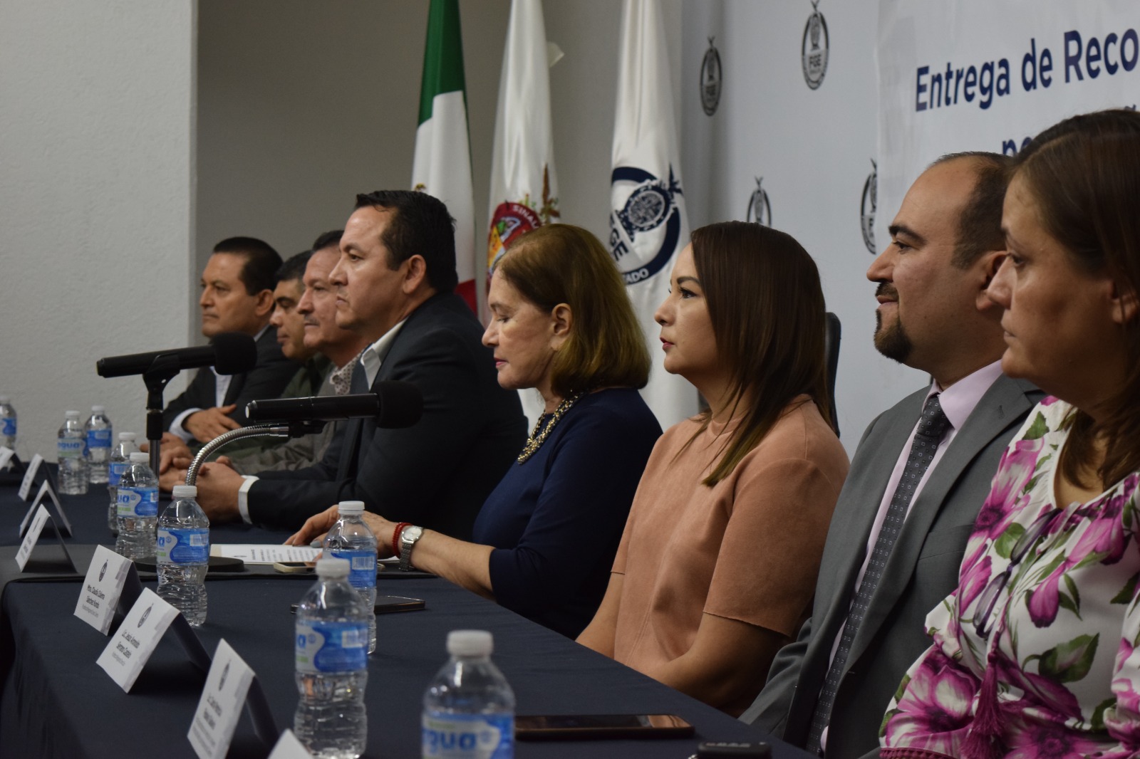 Entrega FGE Sinaloa Reconocimientos y Estímulos por 25 años de ...