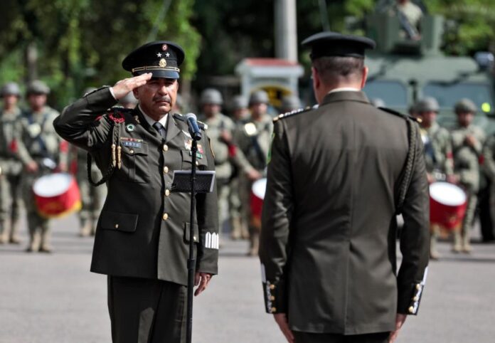 Comandante R1 El General de Brigada Santos Gerardo Soto rinde protesta como nuevo ...